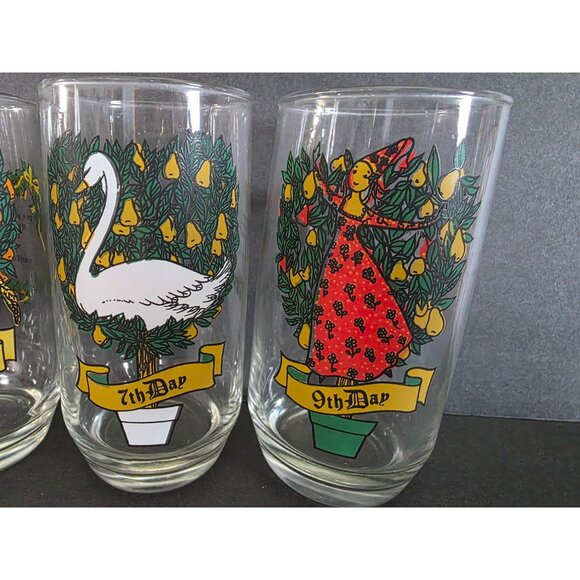 Set Of 5 Vintage Pepsi Christmas "12 Days Of Christmas" Drinking Glasses - Picture 4 of 7